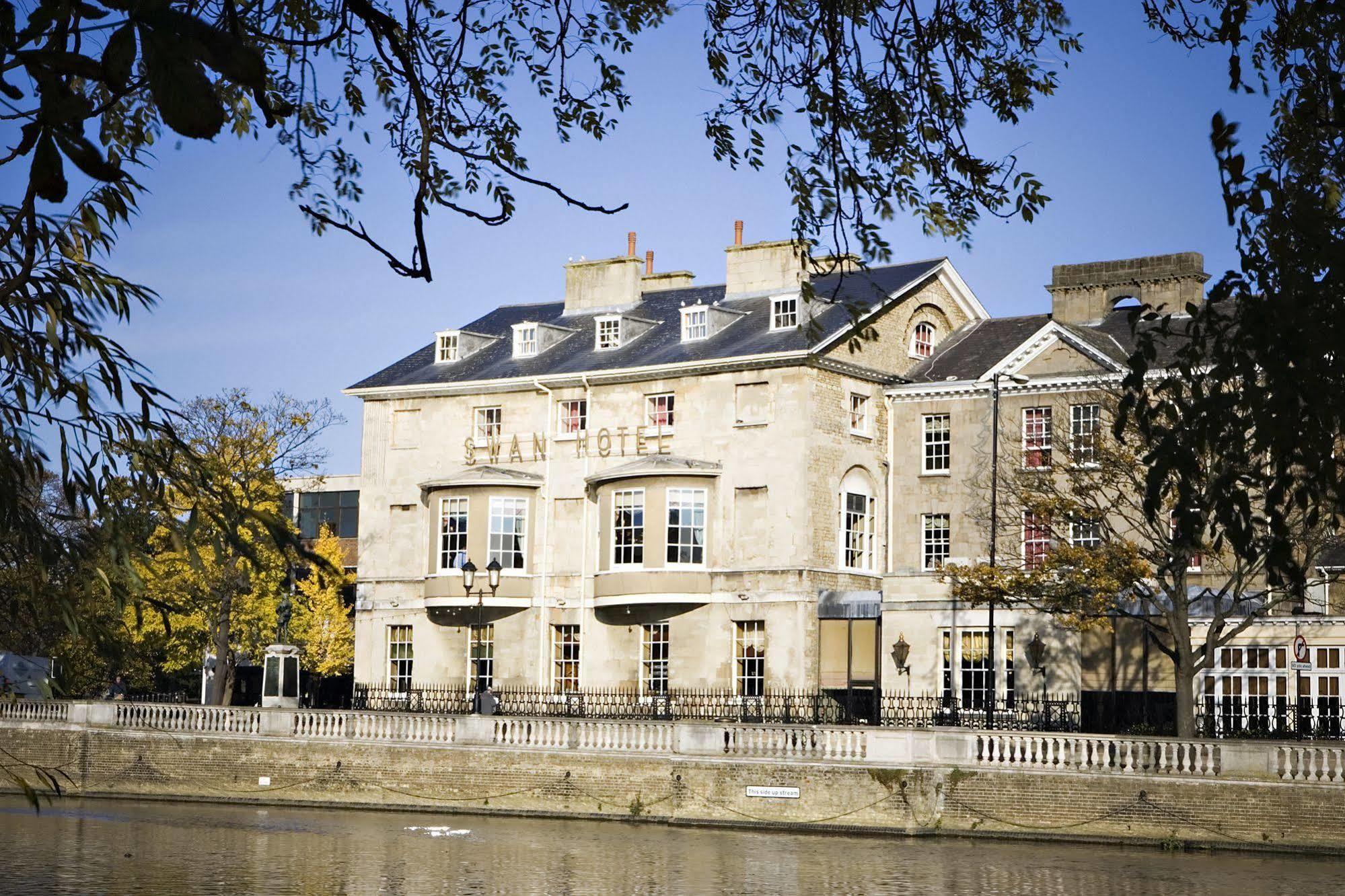 Swan And Thermal Hotel 4*